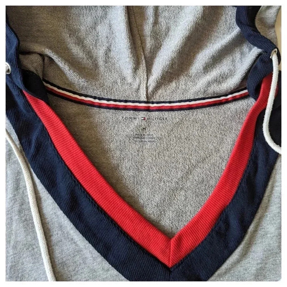 TOMMY HILFIGER Cropped Hoodie Size M - Picture 6 of 7
